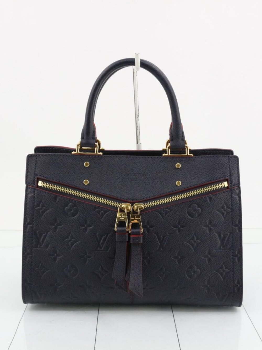 LV Sully PM